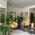 Kro Kadar *