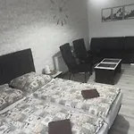 Mini-hôtel Kadar *