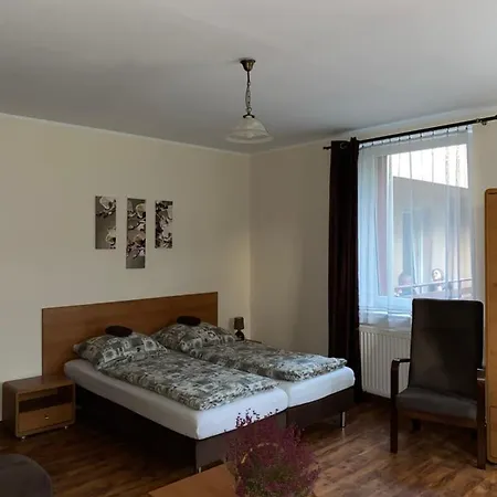 Inn Kadar *