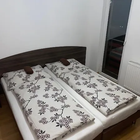 Inn Kadar *