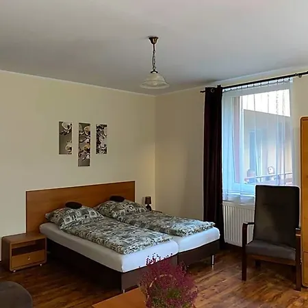 Kadar Πανδοχείο *